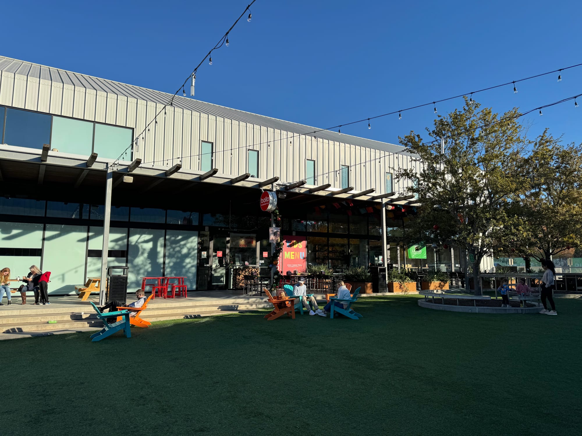 Stomping Grounds: One of my favorite toddler-friendly restaurant spaces in Houston